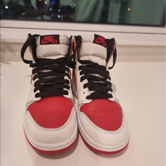 Nike Jordan one retro high og for sale size eu 36/ uk 3.5. Worn for 3 hours - Picture 3 of 4